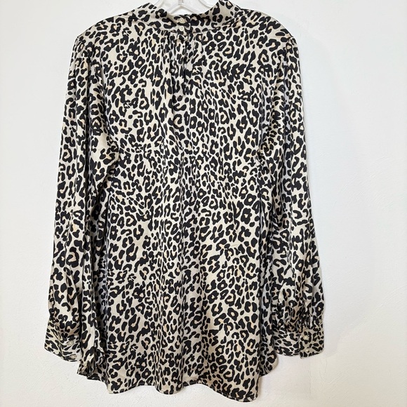 LOFT Leopard Print Silk Feel Silky Mock Neck Long Sleeve Blouse Top Shirt 16 - Picture 3 of 11